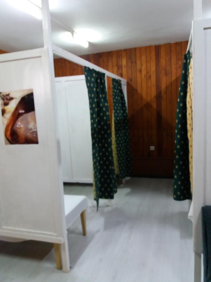 Hotel Stroitel Hisarja Exterior foto